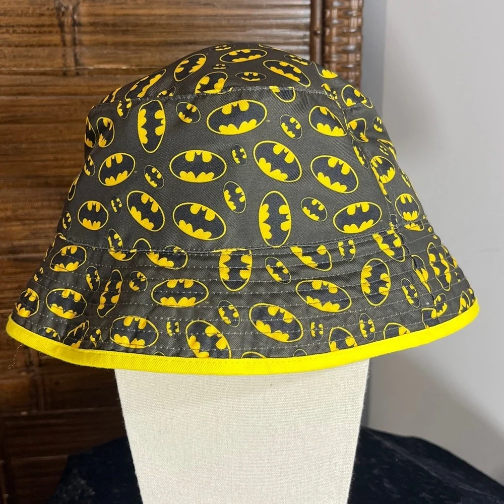 Batman Kids Bucket Hat - Black and Gray with Yellow Trim, OSFM youth